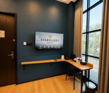 NEW FAMILY ROOM2