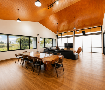 FAMILY ROOM1