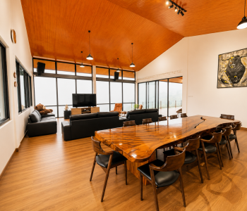 FAMILY ROOM2